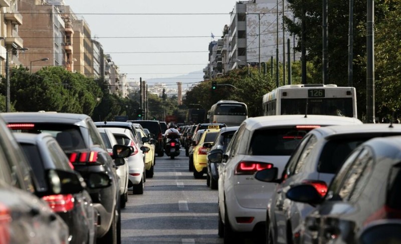 Τέλη Κυκλοφορίας: Ξεκίνησε η αντίστροφη μέτρηση για την πληρωμή τους - Όσα πρέπει να γνωρίζετε για τον τρόπο καταβολής και τα πρόστιμα 