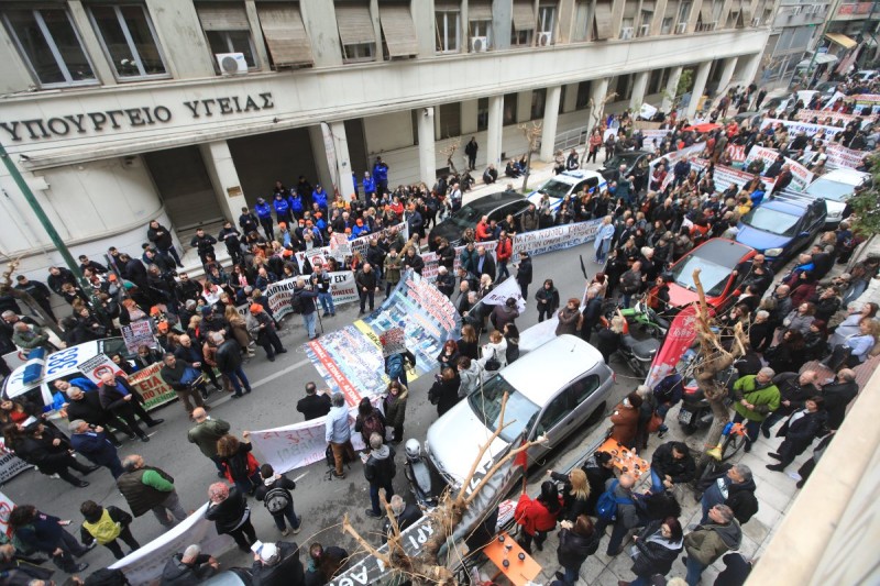 Συγκέντρωση μελισσοκόμων, πορεία από ΠΟΕΔΗΝ, έναρξη πανεκπαιδευτικού συλλαλητηρίου