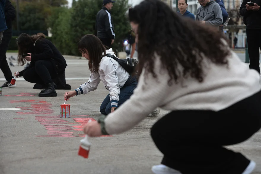 Τα ονόματα των θυμάτων των Τεμπών γράφτηκαν ξανά 