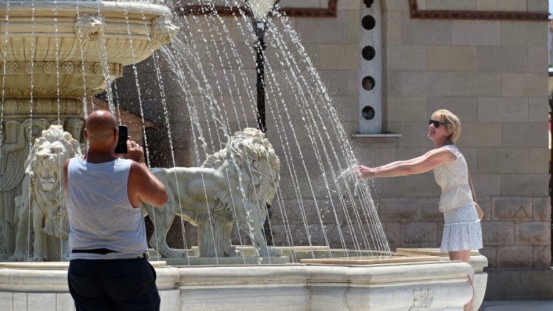 Έκτακτη προειδοποίηση του Δήμου Αθηναίων για τον καύσωνα