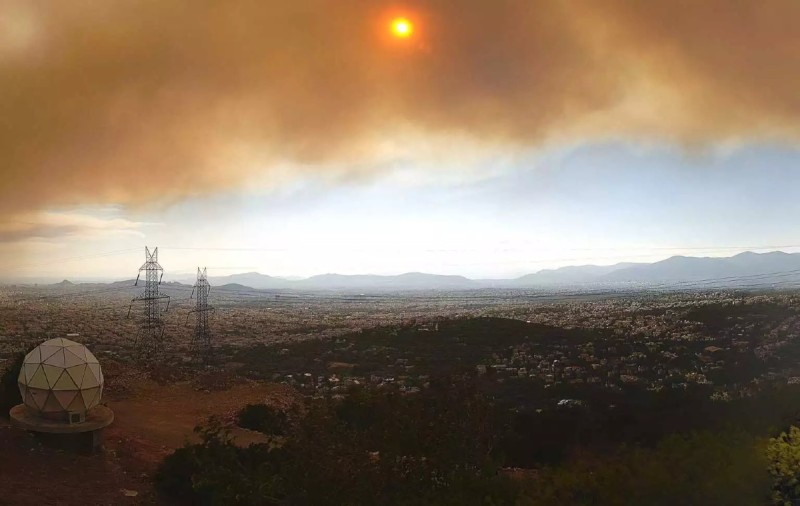 Ο καπνός κάλυψε απόσταση 100 χιλιομέτρων 