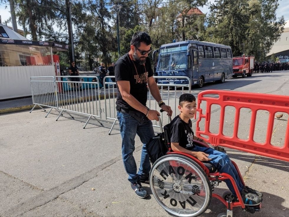 Ο μικρός Γιαννάκης προσκεκλημένος του Βαγγέλη Μαρινάκη 