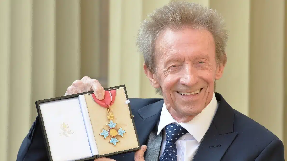 denis law